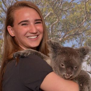 Meet your Posher, Talia